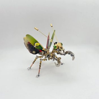 Steampunk Praying Mantis Metal Puzzle Model Kit
